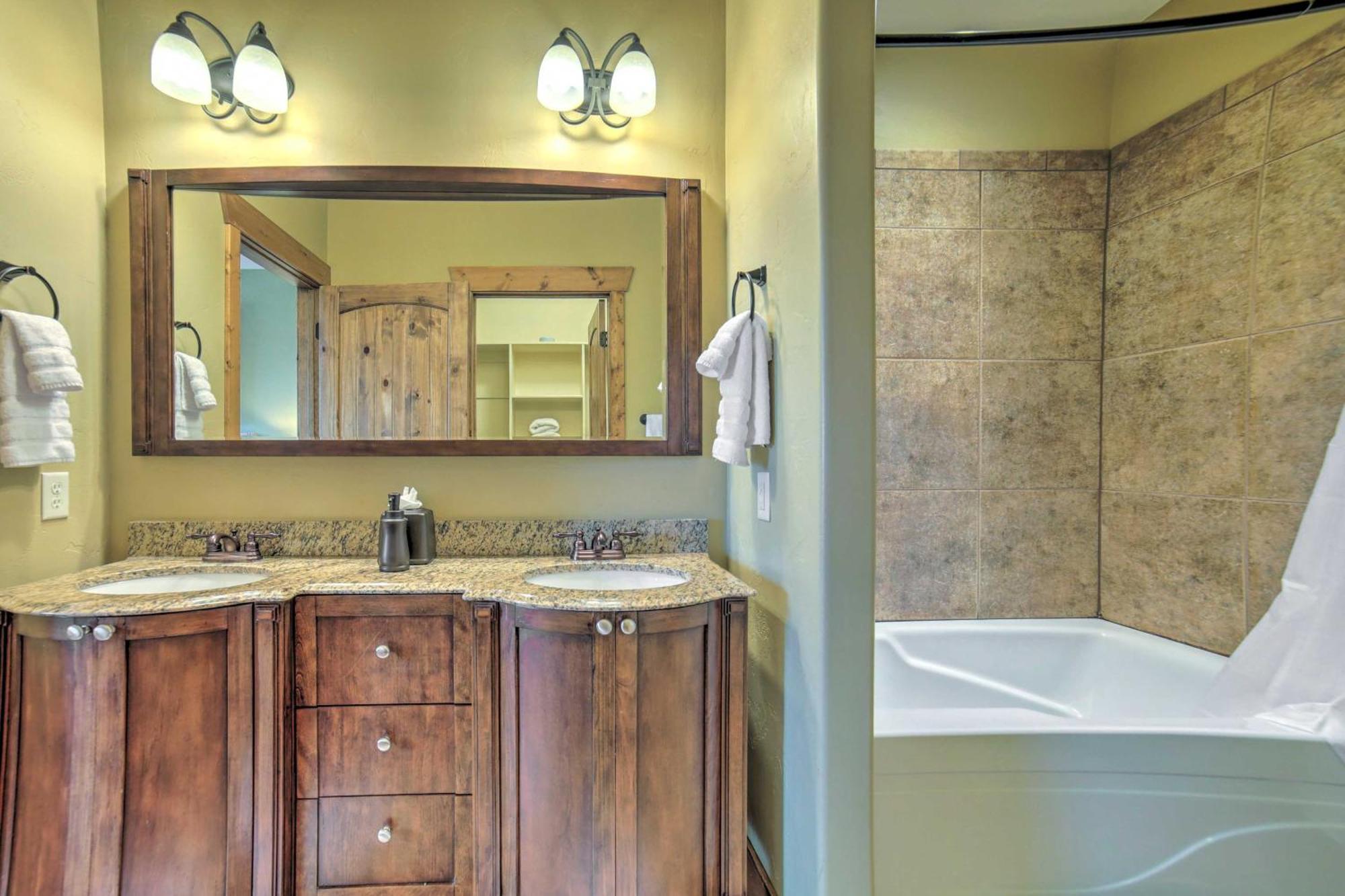 Cozy Driggs Condo About 40 Mi To Grand Teton Np! Bagian luar foto